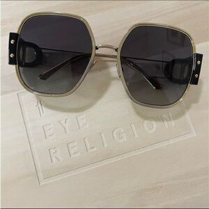 Dior 30Montaigne S5U Gold Sunglasses